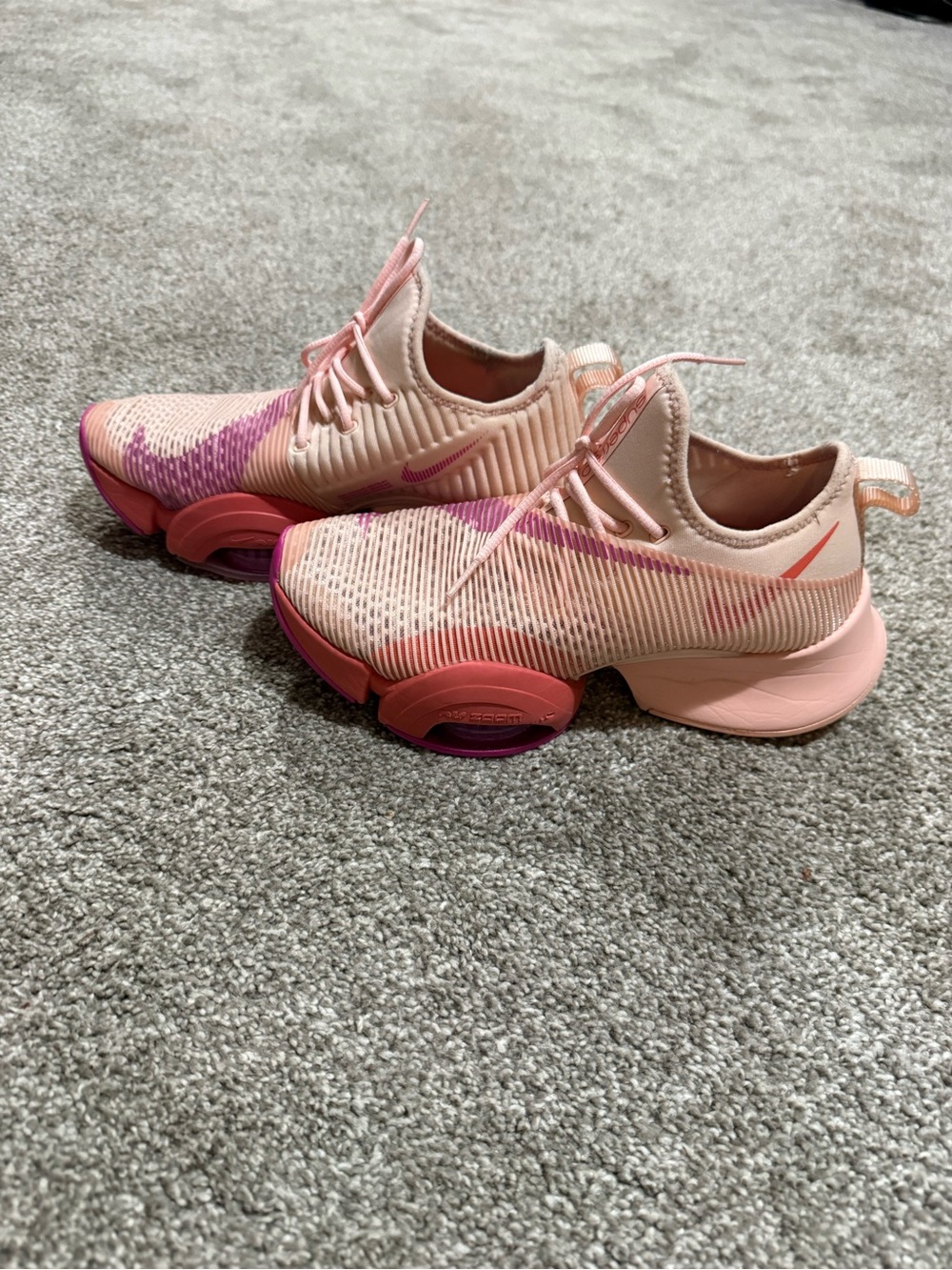 Nike air zoom Women's Pink and Magenta Athletic Sneakers